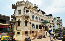 Palace on Ganges Varanasi