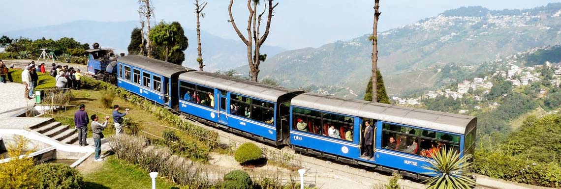  Toy Train in Darjeeling     